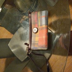 Dooney and Bourke wrislet
